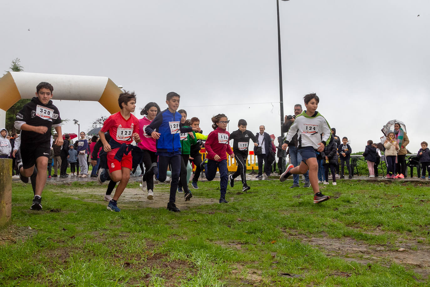 Fotos: I edición de la San Silvestre escolar