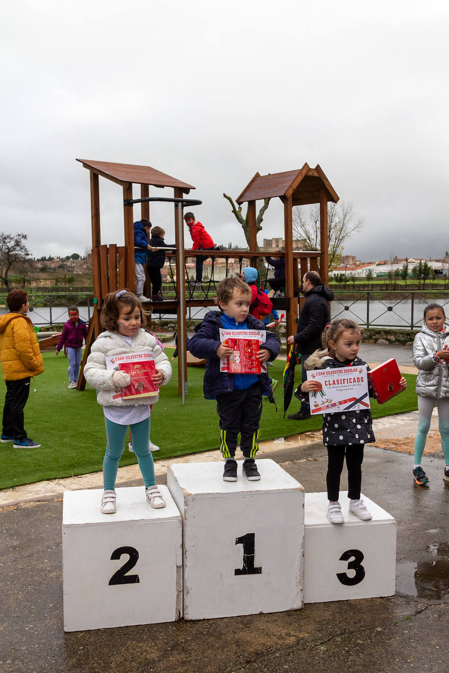 Fotos: I edición de la San Silvestre escolar