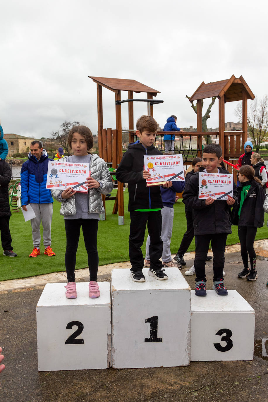 Fotos: I edición de la San Silvestre escolar