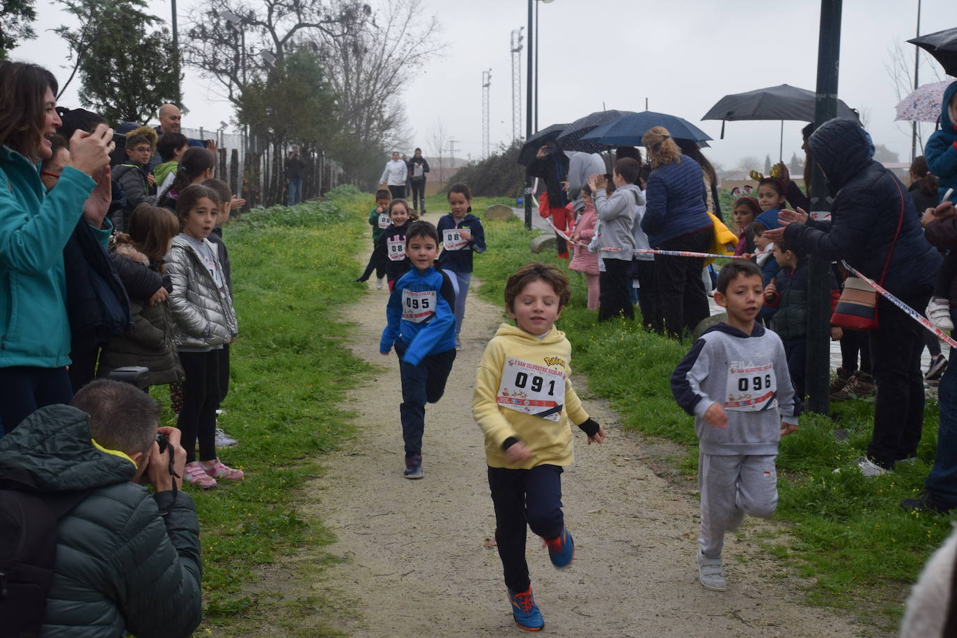 Fotos: I edición de la San Silvestre escolar