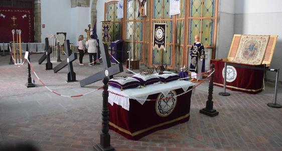 Una muestra da a conocer la evolución de la hermandad del Cristo del Perdón
