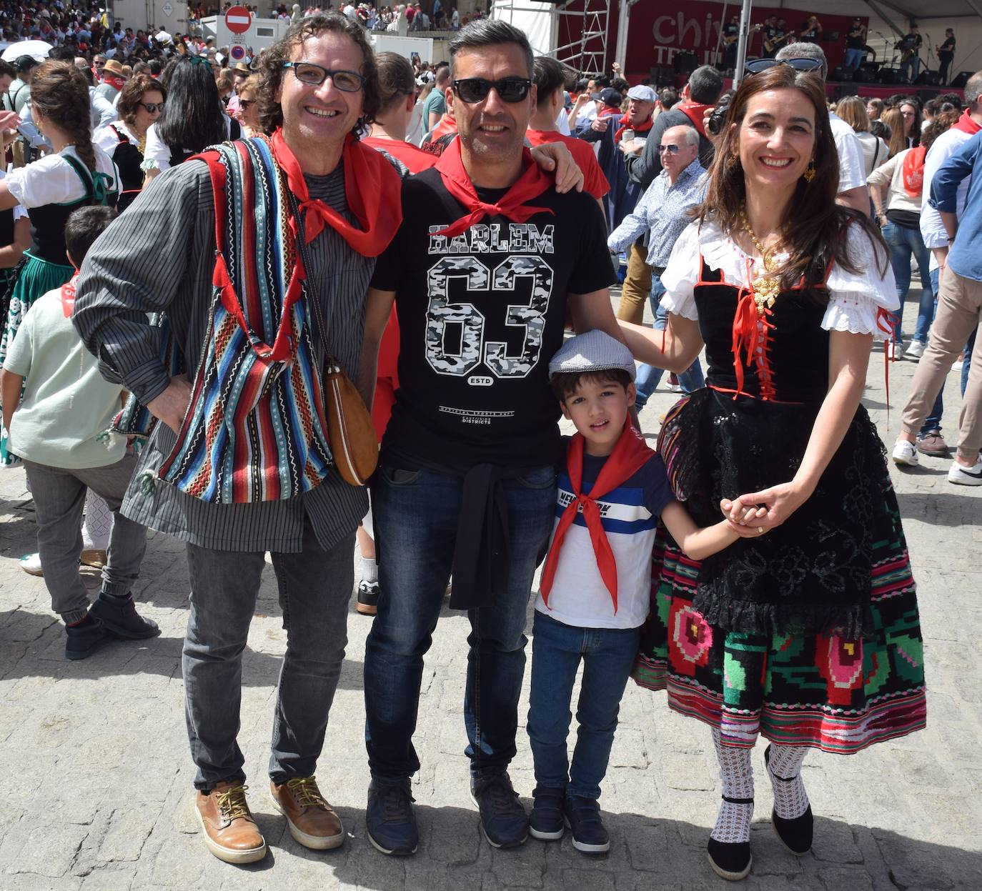 Un multitudinario y caluroso Chíviri