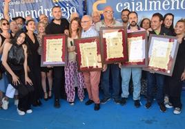 Premiados, integrantes del jurado y responsables.