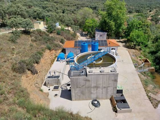 Un problema del agua en Pago de San Clemente a varias bandas