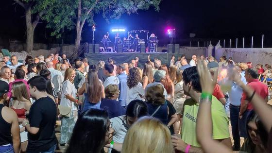 La presentación de la reina y damas de Belén reúne a más de 700 personas