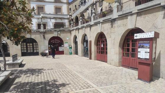 Las obras de rehabilitación de la oficina de turismo en la plaza Mayor, a licitación