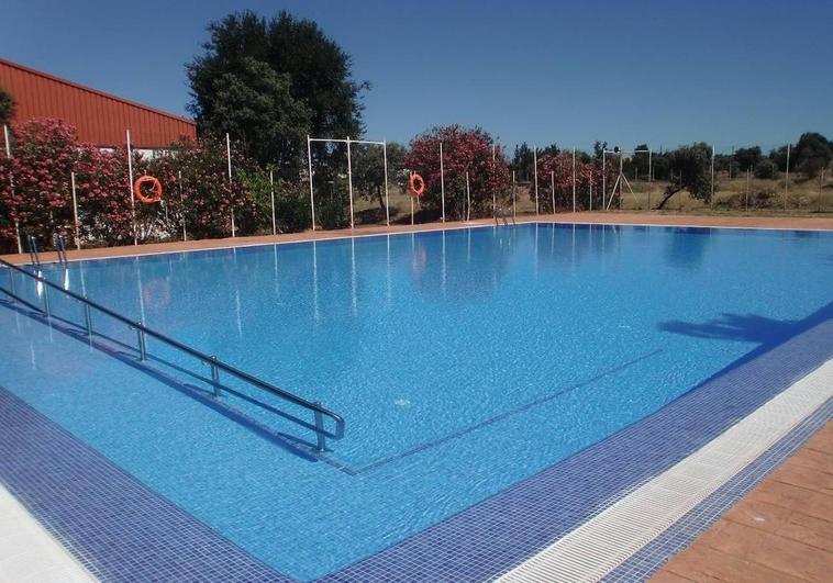 La nueva piscina del centro de acogida de menores Francisco Pizarro.