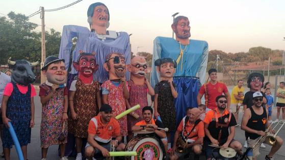 La Villa y Belén celebran sus fiestas patronales con diversas propuestas