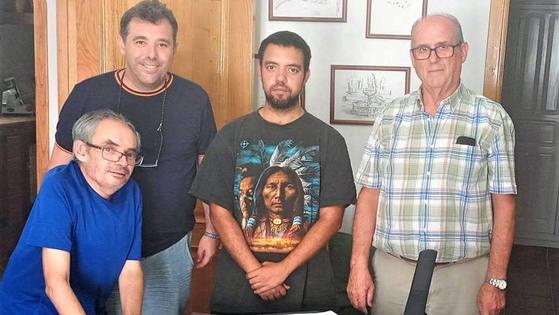 El nuevo club de ajedrez fomentará la actividad entre el público infantil