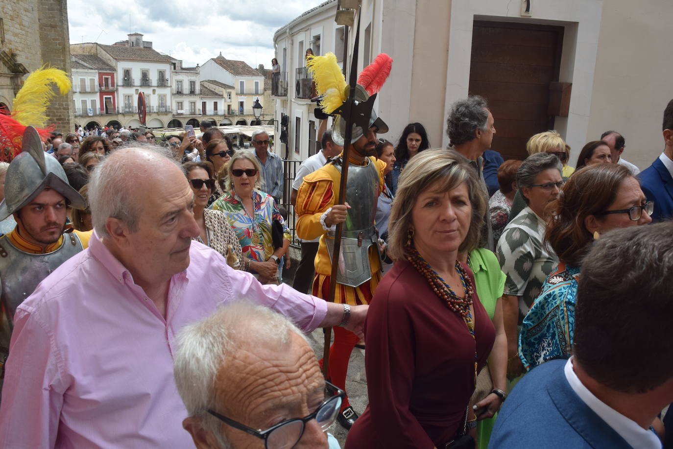 Subida, en procesión, de la Patrona al castillo