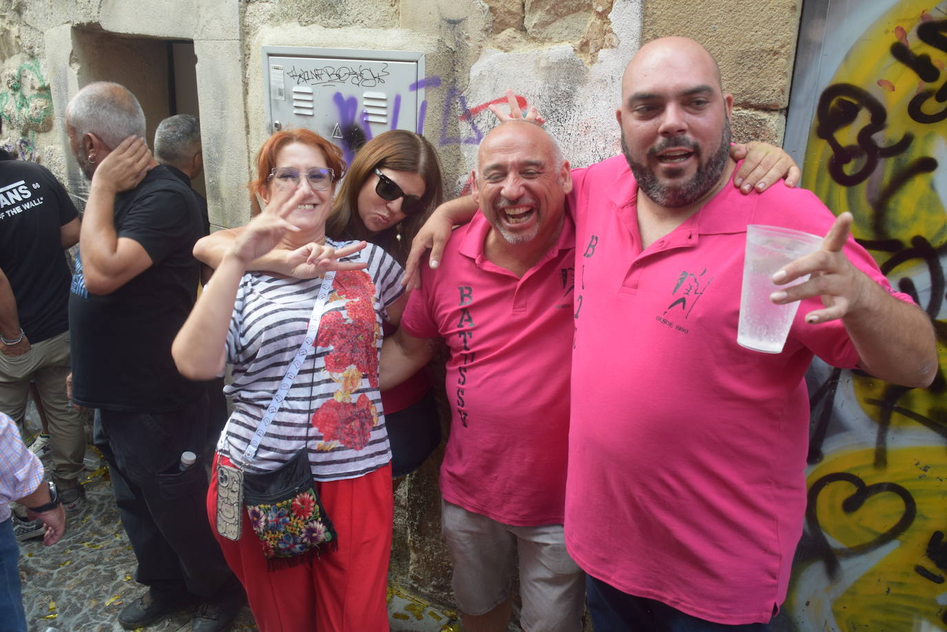 Ambiente festivo del día de la capea de las mujeres