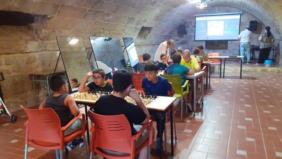 La escuela municipal de ajedrez cuenta con una veintena de menores