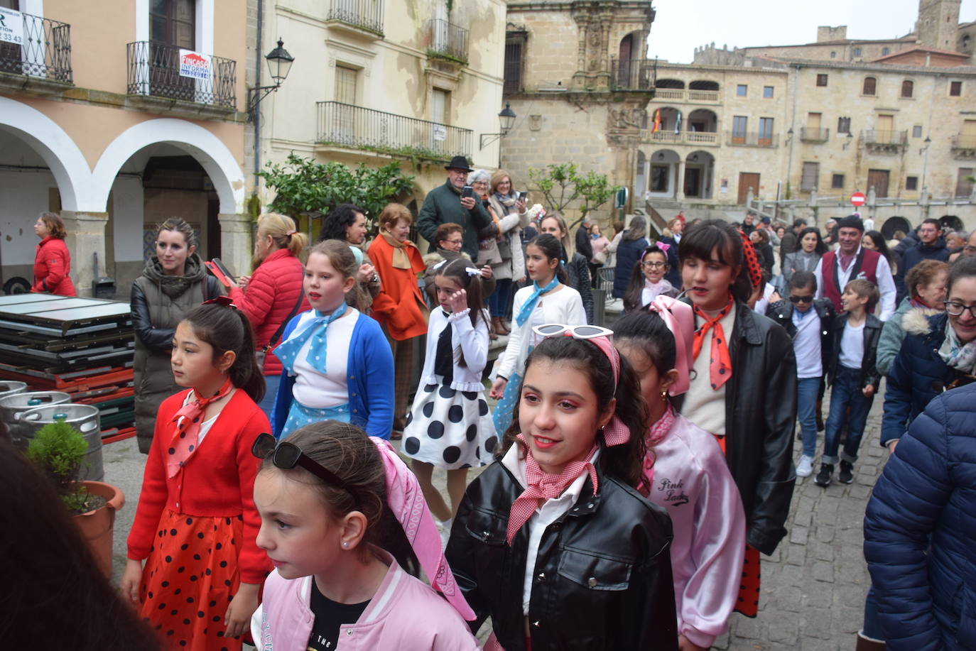 Un carnaval de cine, con el Sagrado Corazón de Jesus