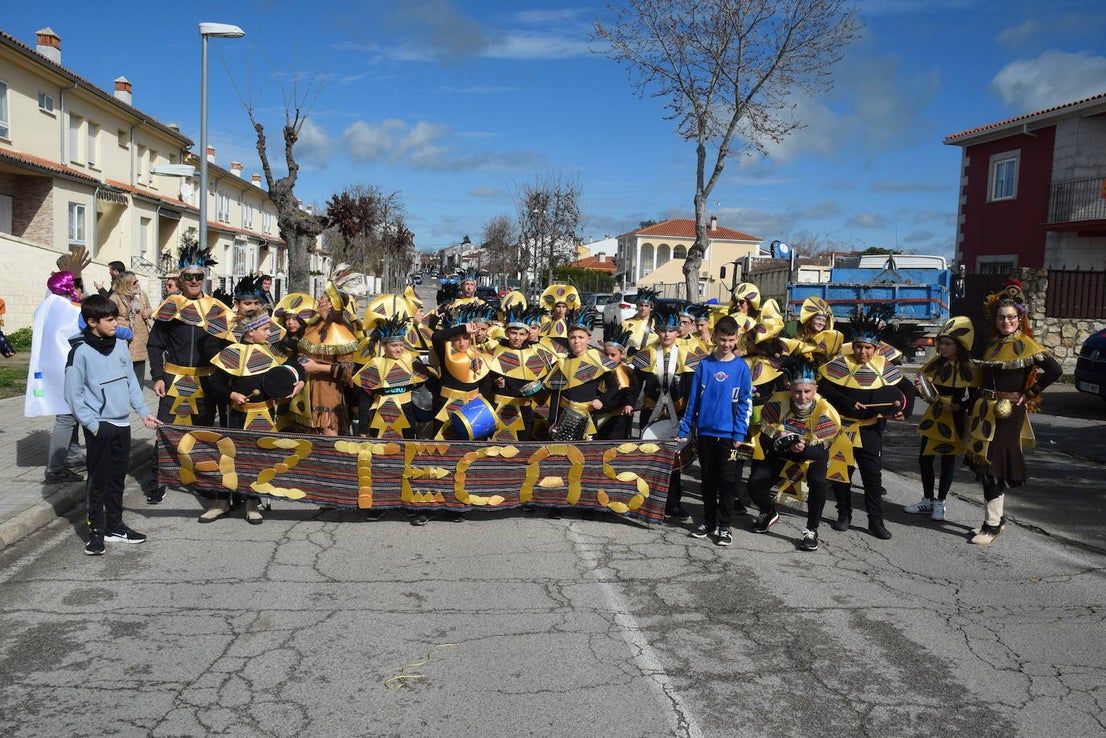 El colegio Las Américas celebra su desfile de Carnaval