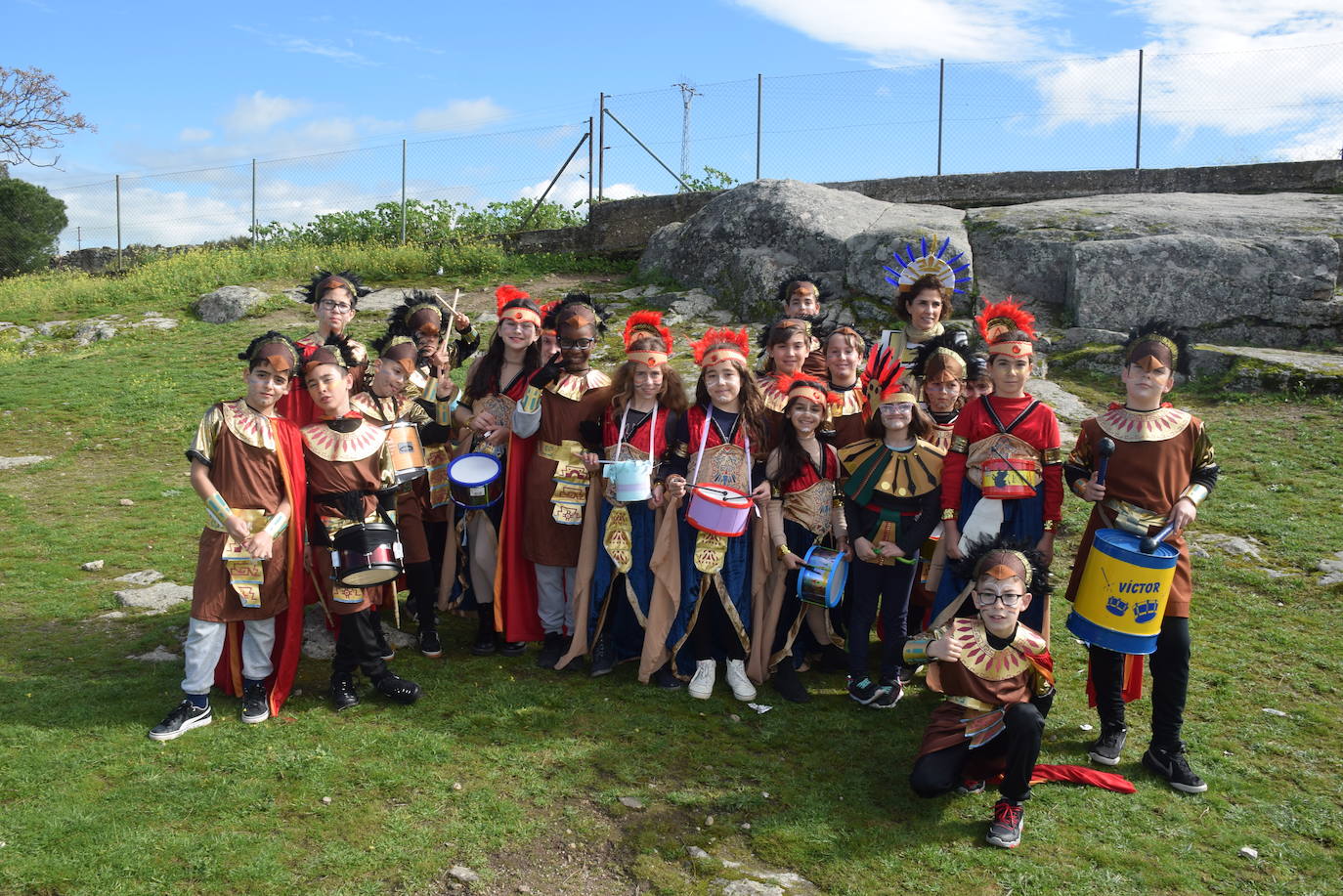 El colegio Las Américas celebra su desfile de Carnaval