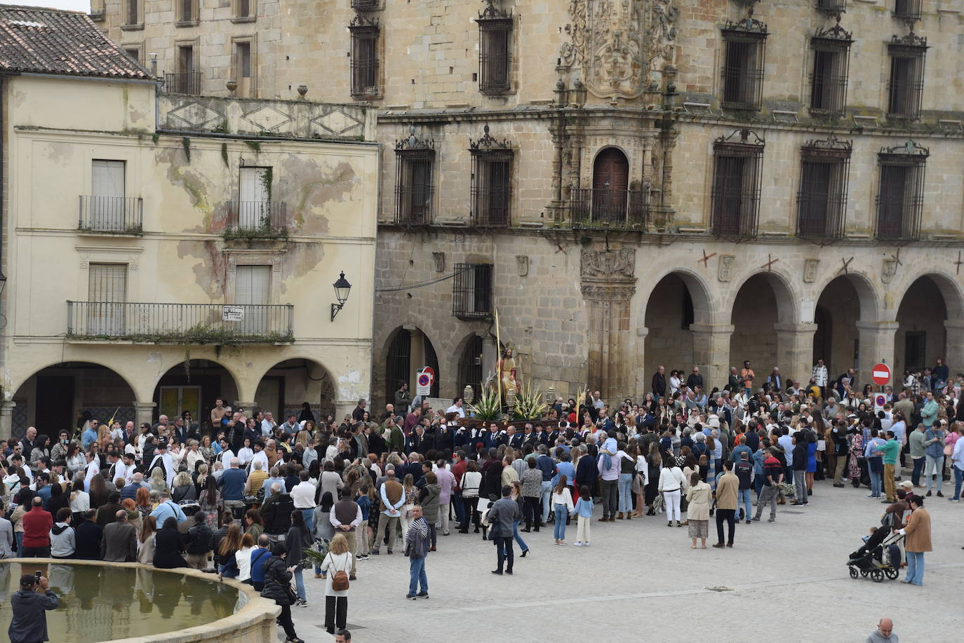 La procesión de La Burrina, con gran participación