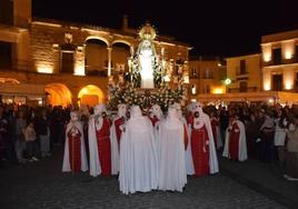 La Virgen de la Soledad en la plaza Mayor.