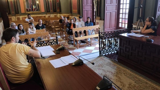 El Consistorio da un nuevo paso para implicar a las peñas en las fiestas