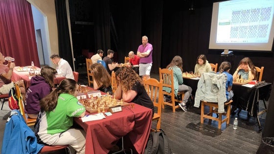 El club de ajedrez llevará a cabo su primer torneo en las fiestas