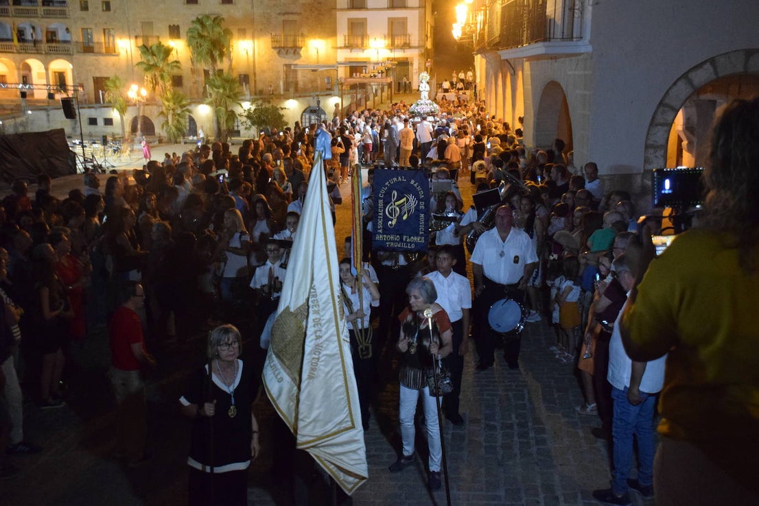 Bajada de la Patrona a la iglesia de San Martín