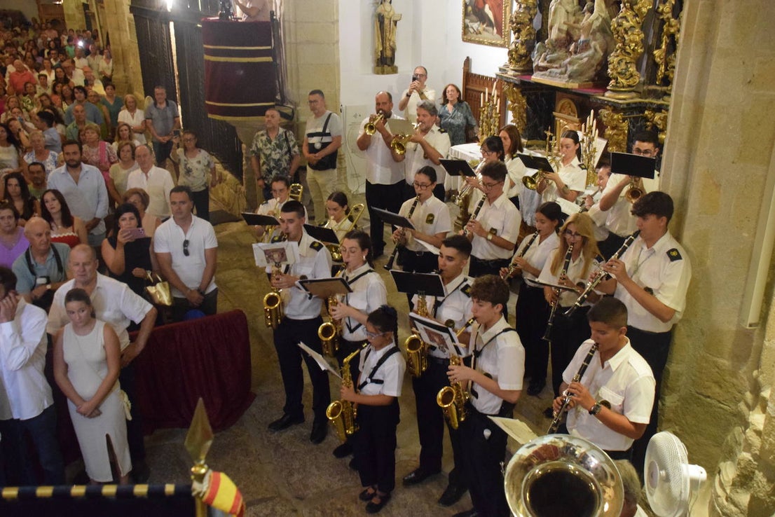 Bajada de la Patrona a la iglesia de San Martín