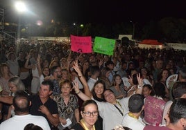 Asistentes justo antes de que comience el concierto