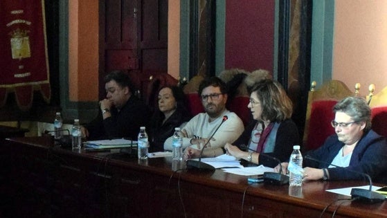 El PSOE denuncia el cierre de cuatro recursos turísticos debido a la falta de personal