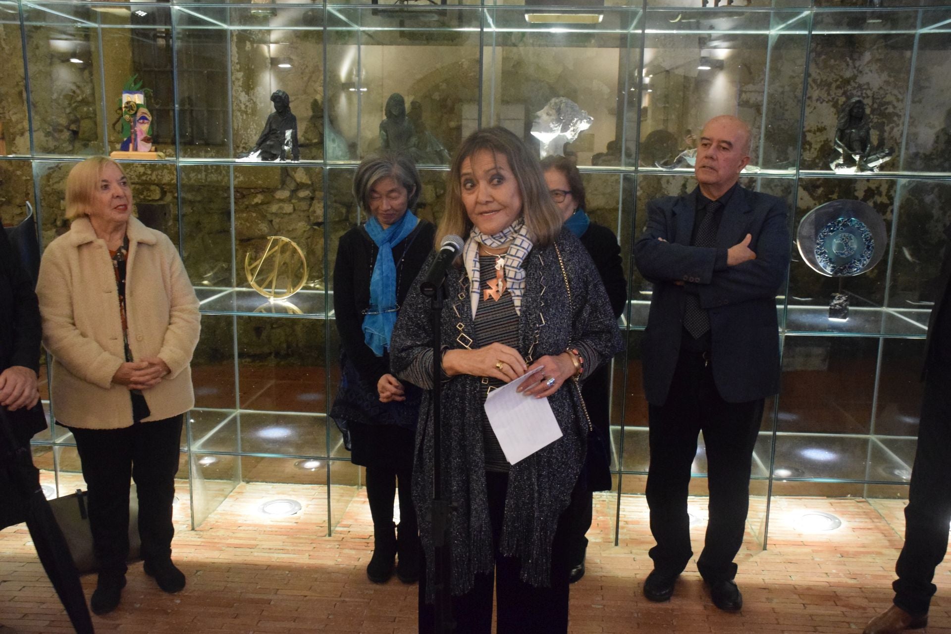 Protagonistas de 'Altitud Etérea: Mínimo Tamaño Grande'