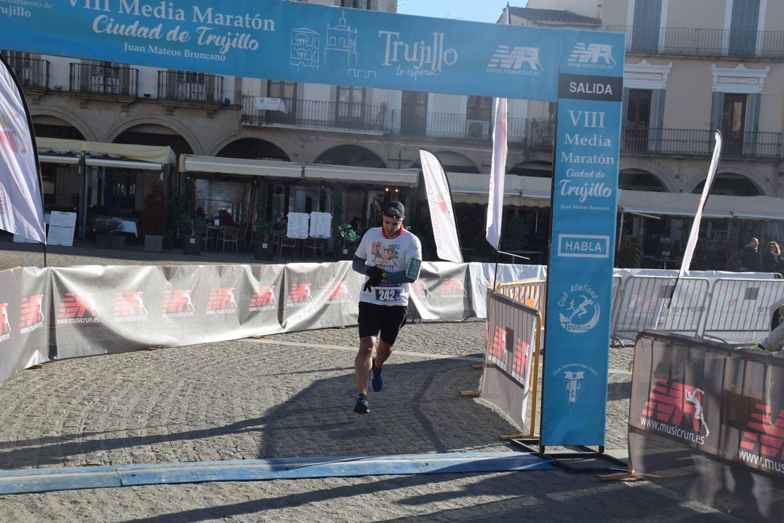 La Media Maratón Ciudad de Trujillo, con 103 corredores