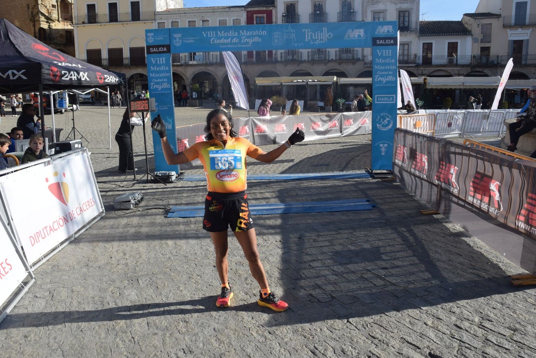 La Media Maratón Ciudad de Trujillo, con 103 corredores