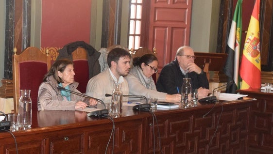 El Ayuntamiento apuesta por externalizar el servicio de ayuda a domicilio del Sepad