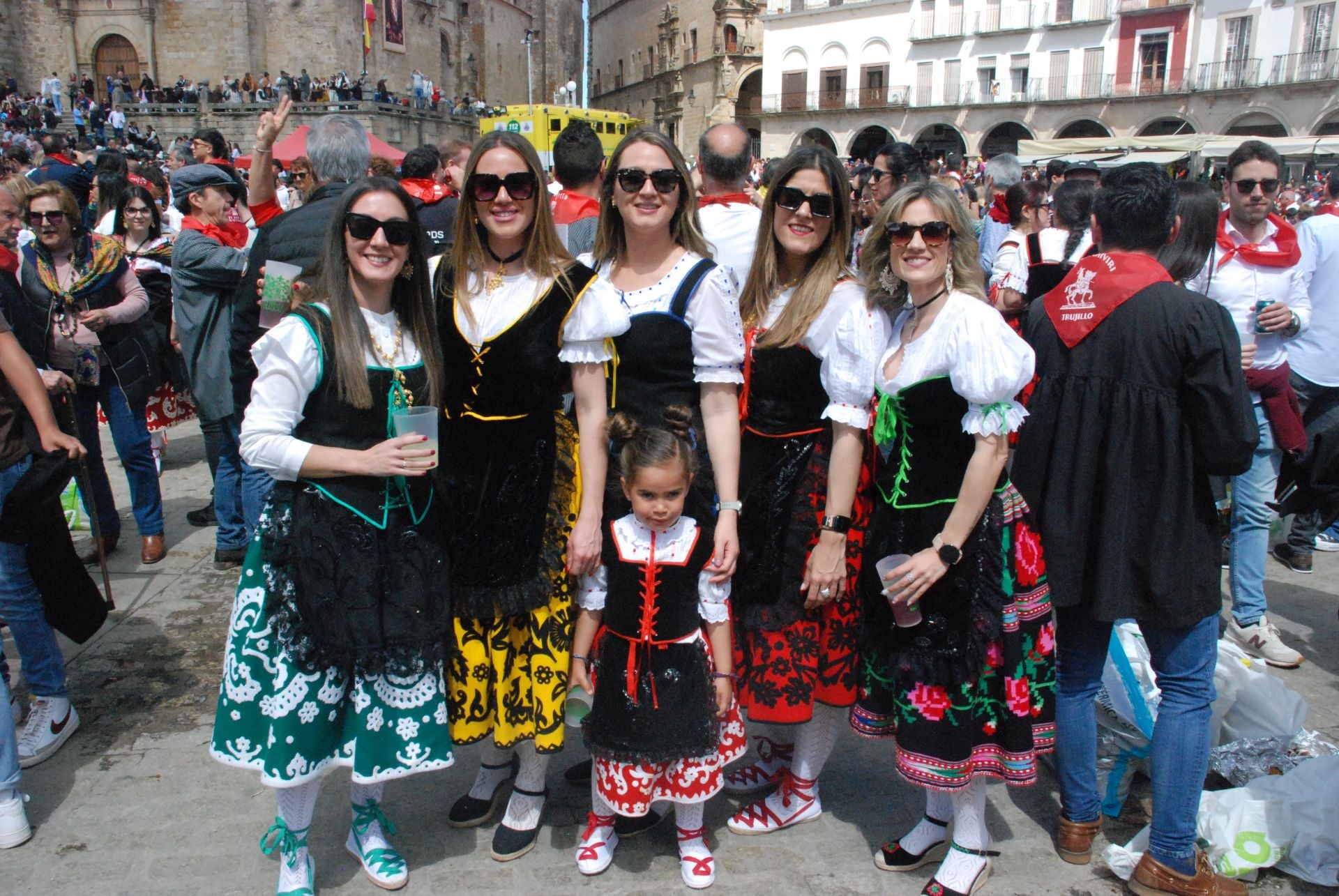 Miles de personas en el Chíviri