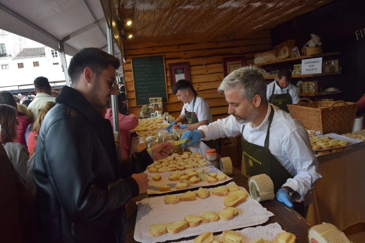 Miles de personas podrán degustar hasta cien variedades de queso artesano