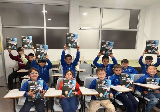 Canteranos con sus álbumes personalizados