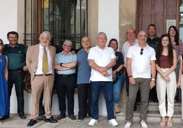 Participantes en el paro realizado ayer