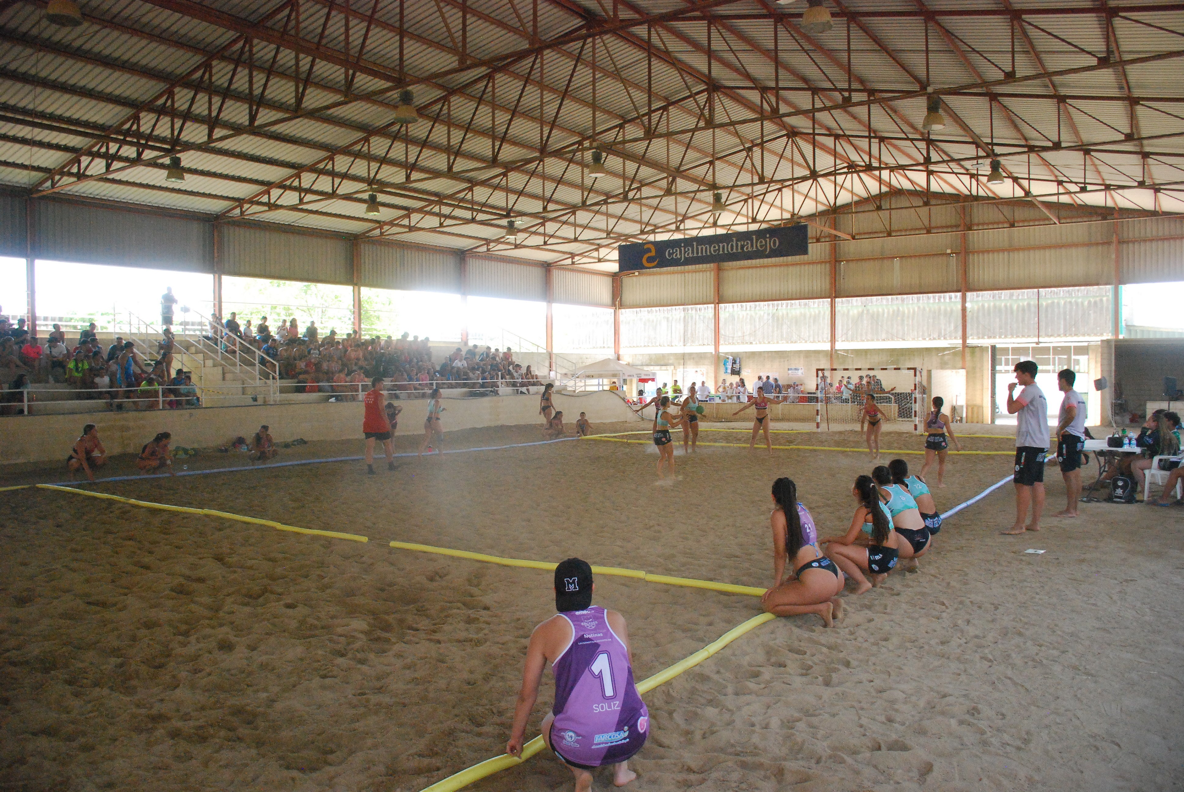 Gran participación en el V Torneo Balonmano Playa Ciudad de Trujillo