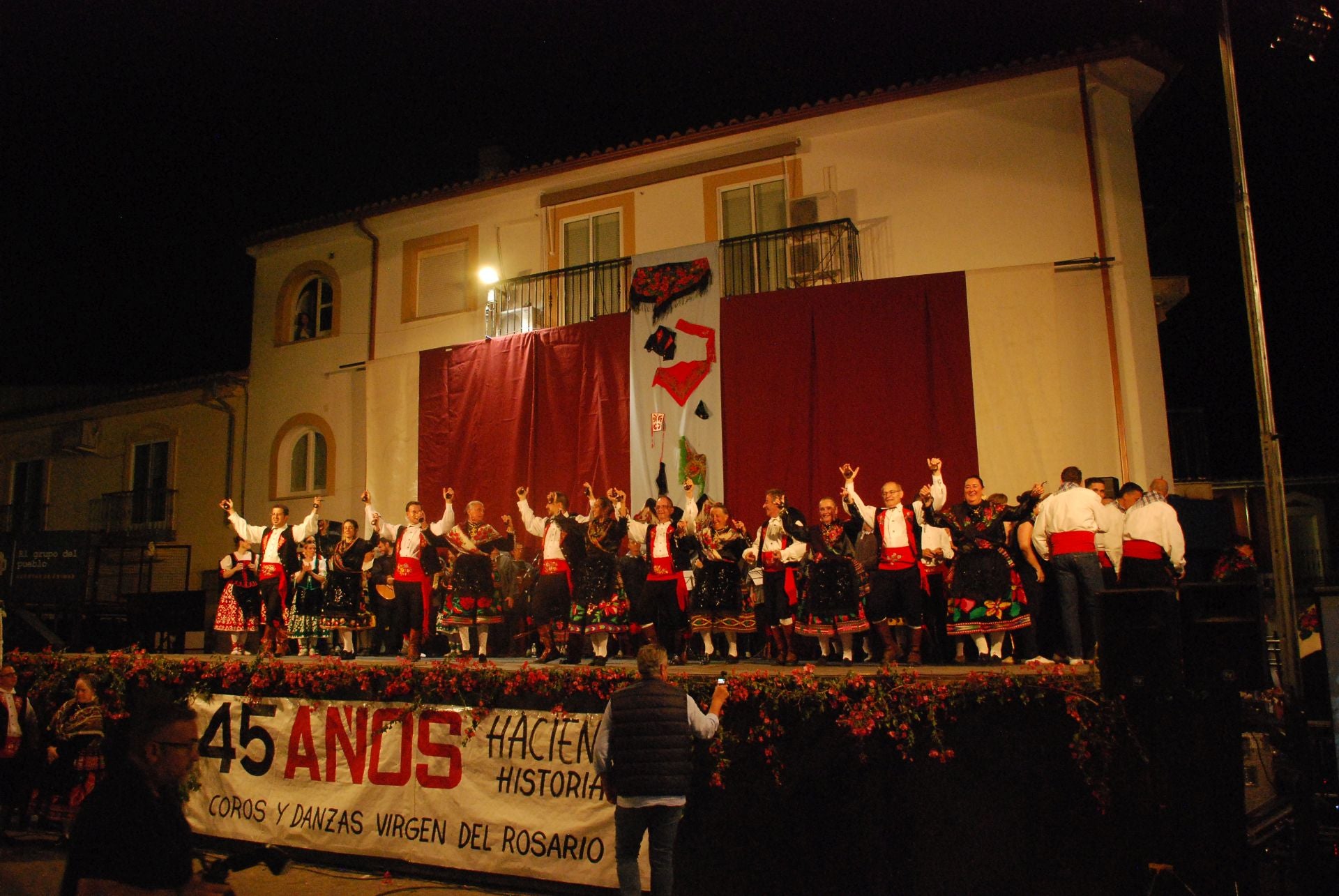 Un homenaje al folclore en imágenes