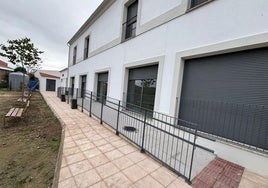 Una de las zonas exteriores de la residencia de Huertas de Ánimas.
