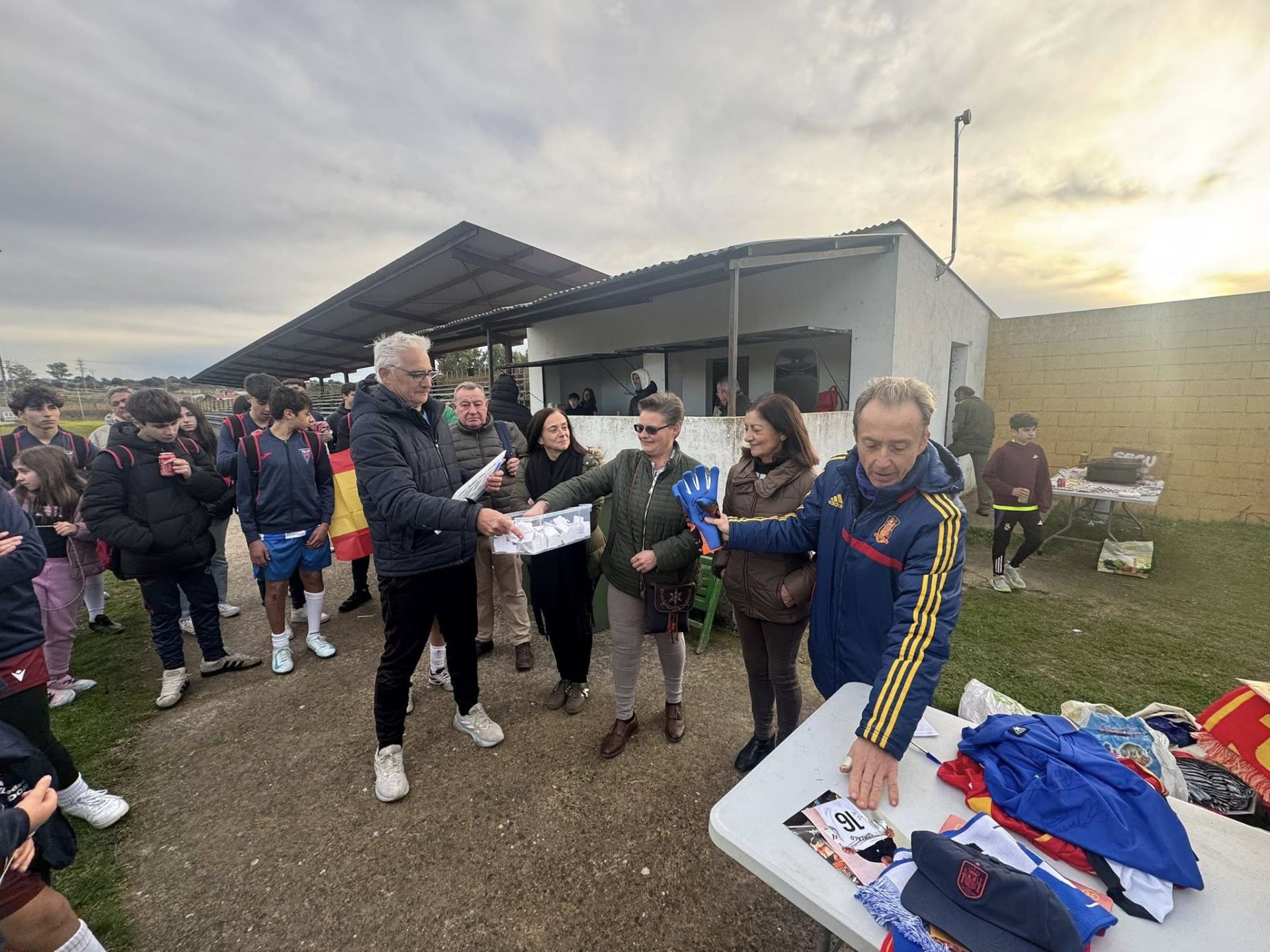 Una convivencia solidaria con unos 250 jugadores