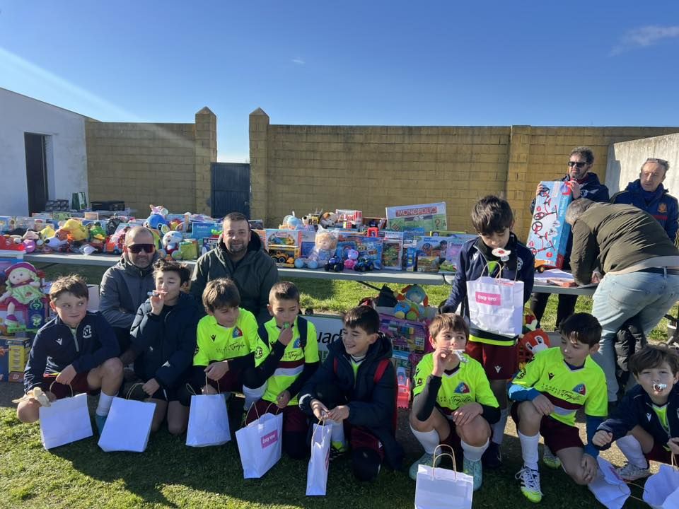 Una convivencia solidaria con unos 250 jugadores