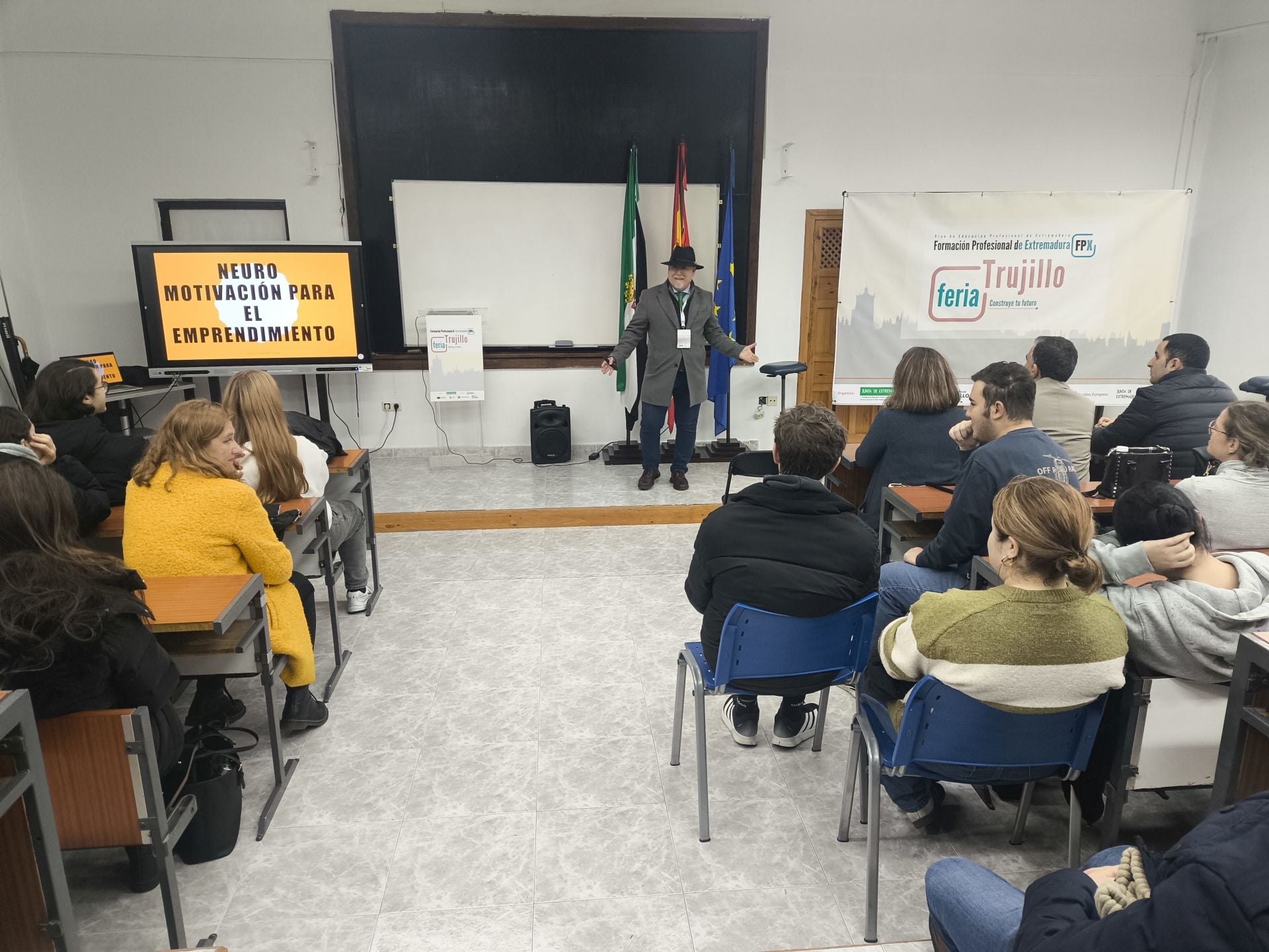 Gran participación en la II Feria de FP de Trujillo