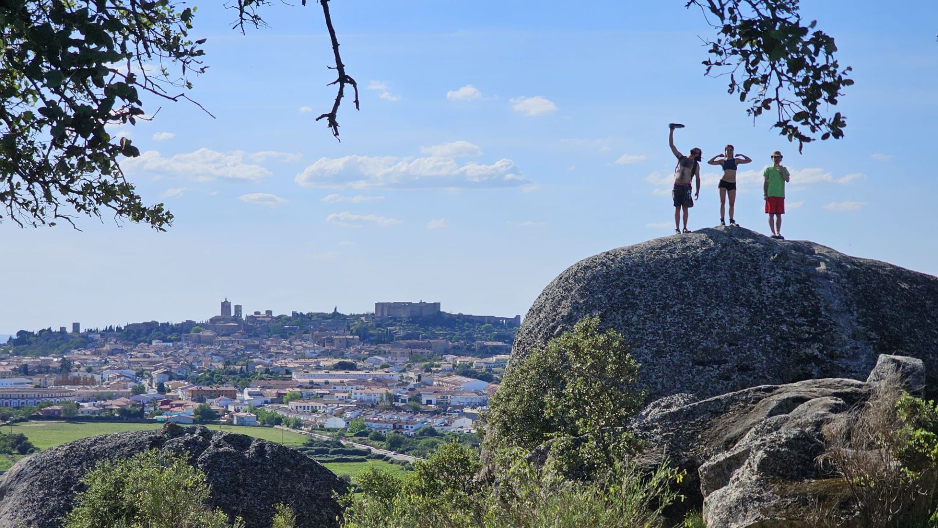 Gran convivencia del club de escalada El Berrocal