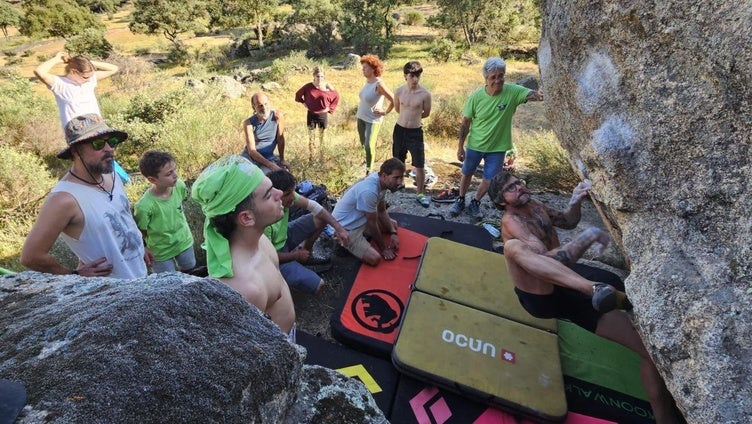 El club de escalada celebra su convivencia con gran participación y gran ambiente