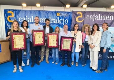 Premiados y autoridades en la entrega de galardones