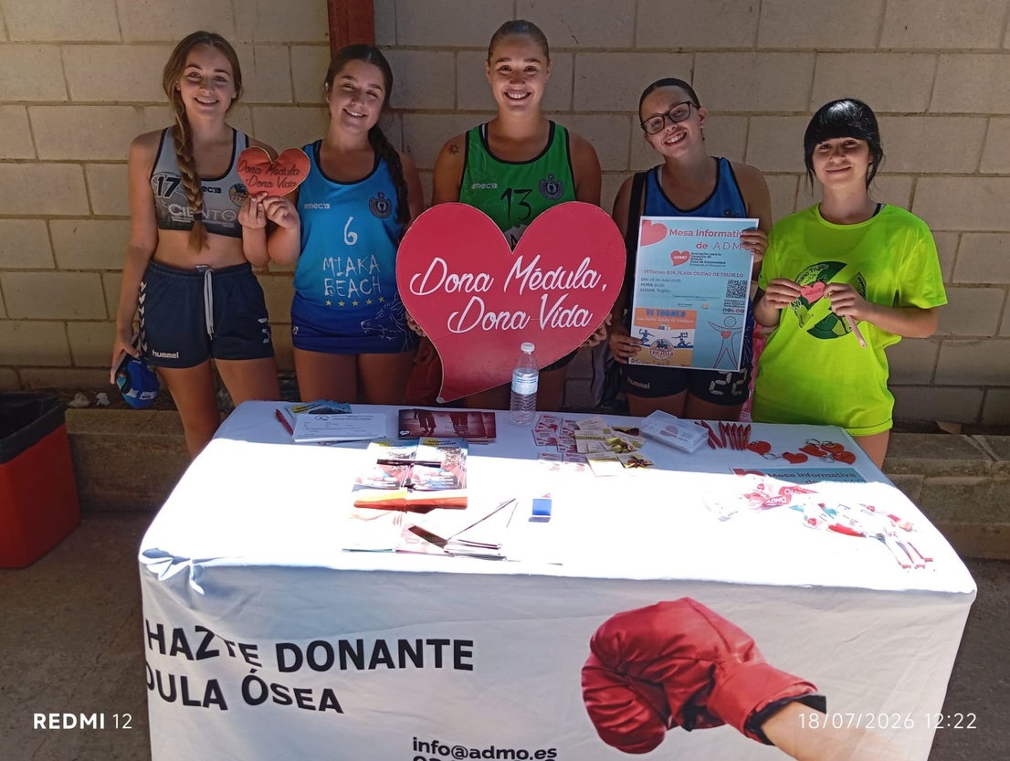 El torneo del balonmano playa: con una gran participación