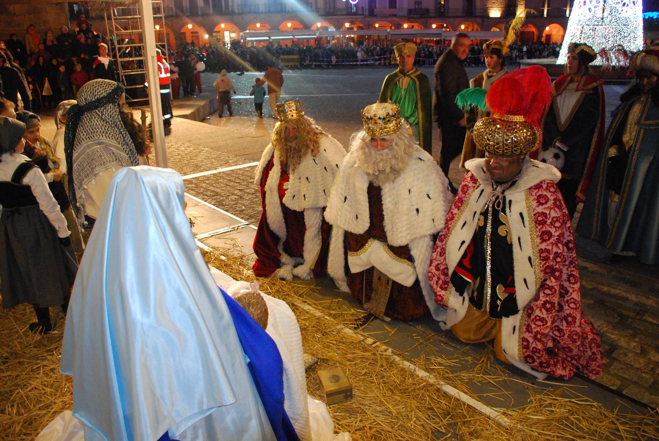 Los Reyes Mangos en la adoración al Niño 