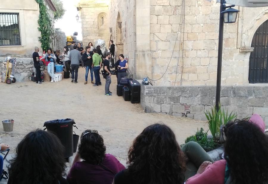 El movimiento ayer en la plazuela de Santiago 