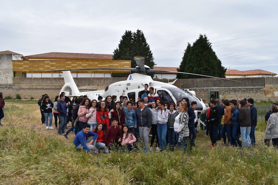 El IES Francisco de Orellana cierra su Semana de la Salud con los servicios de emergencia