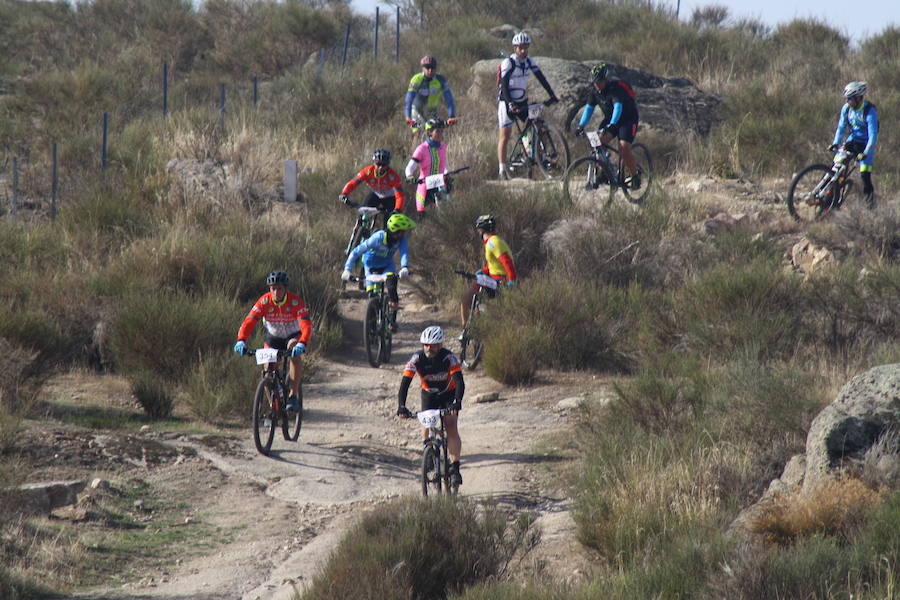 La prueba cicloturista 'Trujillo y sus berrocales' reúne a 123 corredores de varias regiones