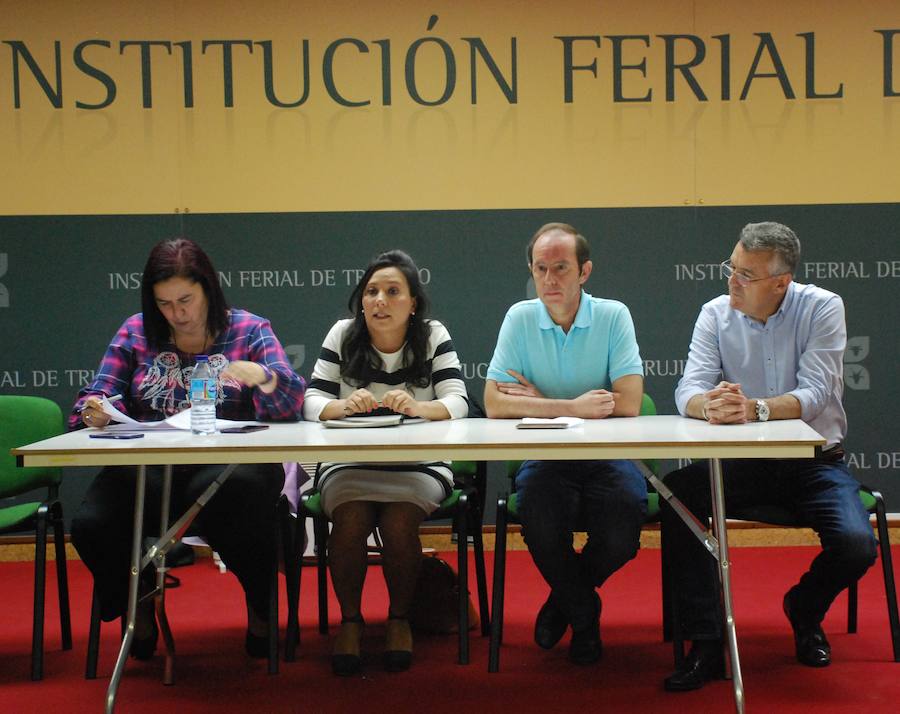 Begoña García, Teresa Sevillano, Fernando Ayala y Fernando Acero 